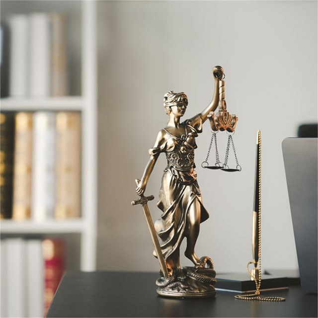 Su bufete de confianza en Boiro